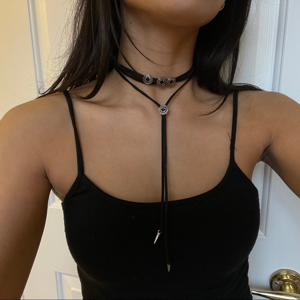 Bolo Tie Choker Necklace Set